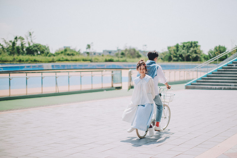 拍婚紗、交通工具、鐵路、腳踏車、汽車、台灣拍婚紗