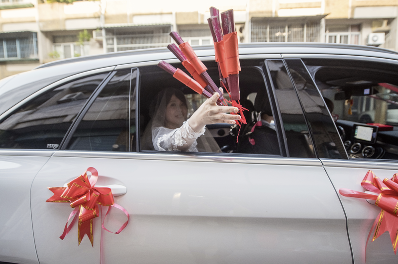 結婚迎娶物品,迎娶,丟扇,多把扇子