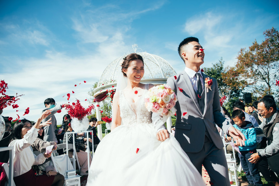 結婚戒指,結婚戒指戴法,訂婚戒指,求婚戒指,婚戒,戒指戴法