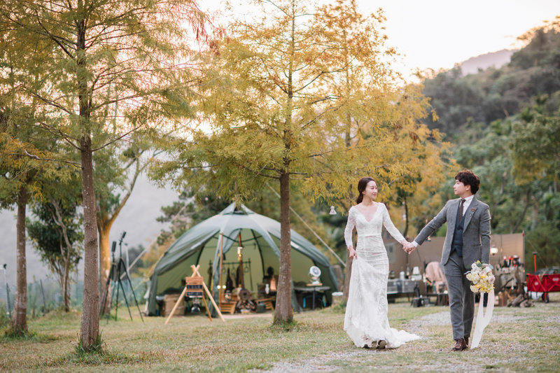 孔孝真婚禮,孔孝真結婚,戶外婚禮,輕婚禮,小型婚禮,海邊婚禮,婚禮風格,個性婚紗,孔孝真婚紗